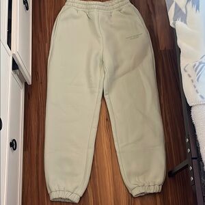 Comfrt pastel edition sweats